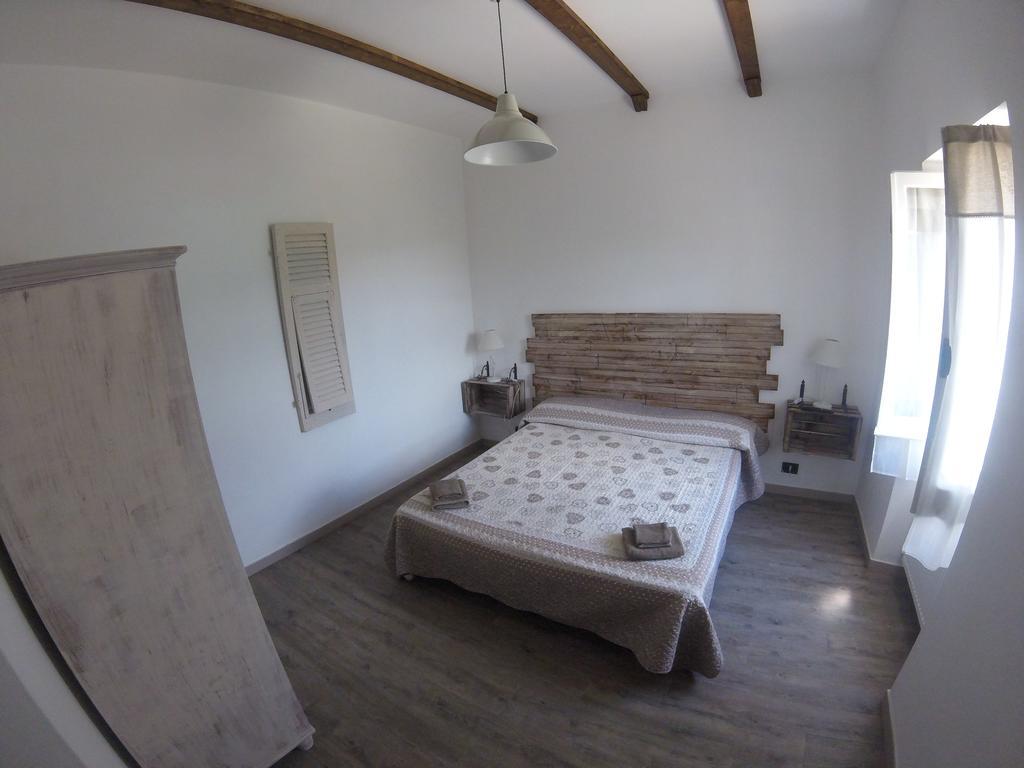 Agriturismo Dei Legi San Pietro Vara Экстерьер фото