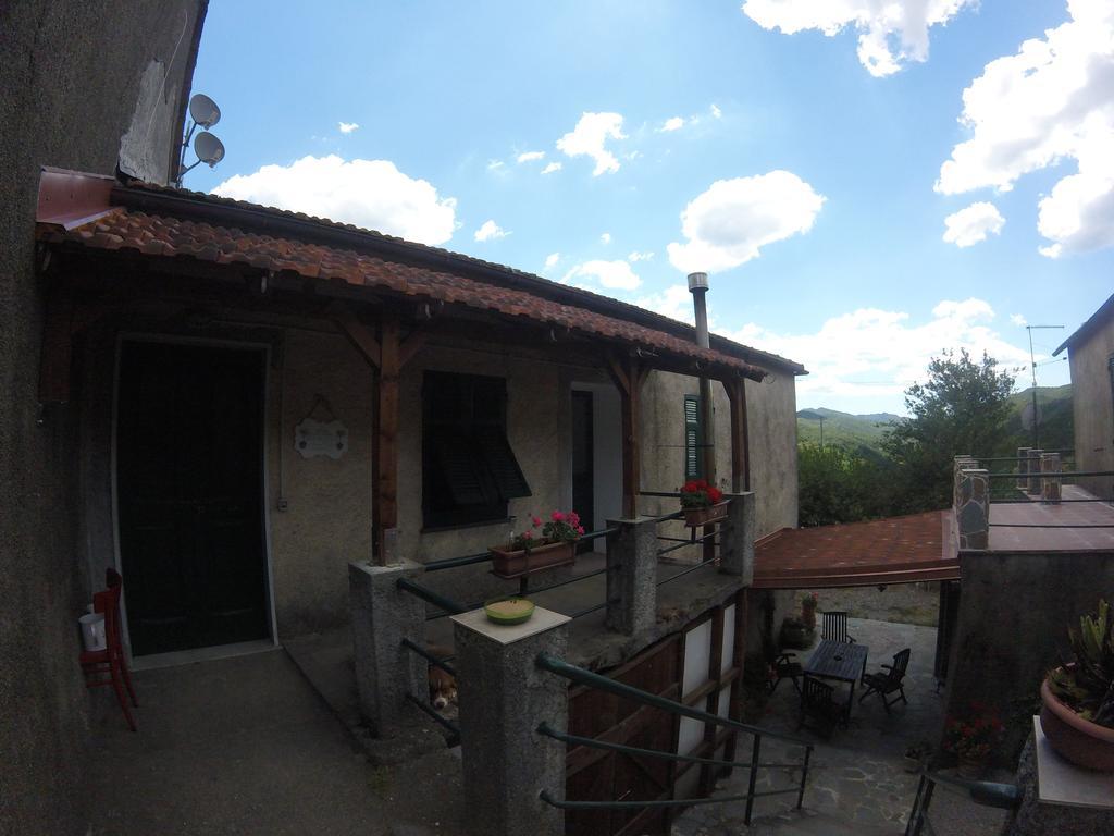 Agriturismo Dei Legi San Pietro Vara Экстерьер фото