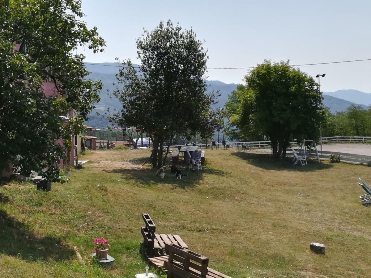 Agriturismo Dei Legi San Pietro Vara Экстерьер фото